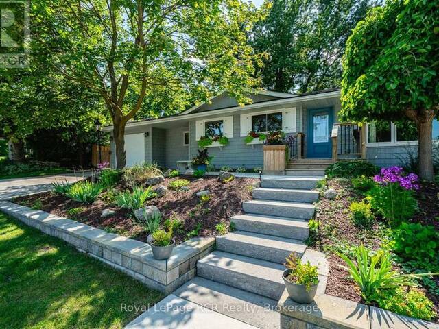 142 12TH AVENUE Hanover Ontario, N4N 2S7 - 4 Bedrooms Home For Sale