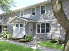 45 - 45 CHARLES STREET Clinton Ontario, N0M 1L0