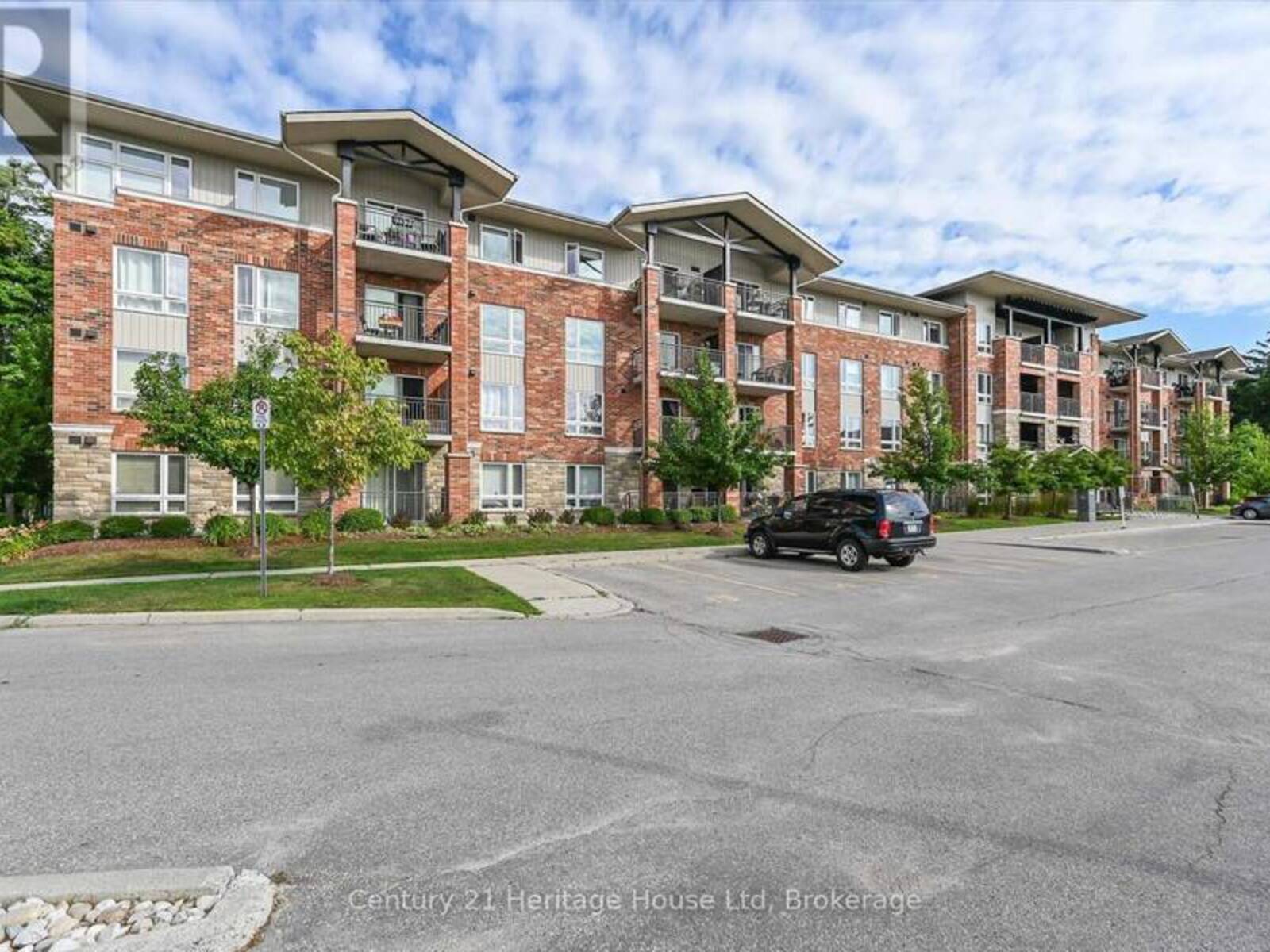 302 - 625 ST DAVID STREET S, Fergus, Ontario N1M 0A8