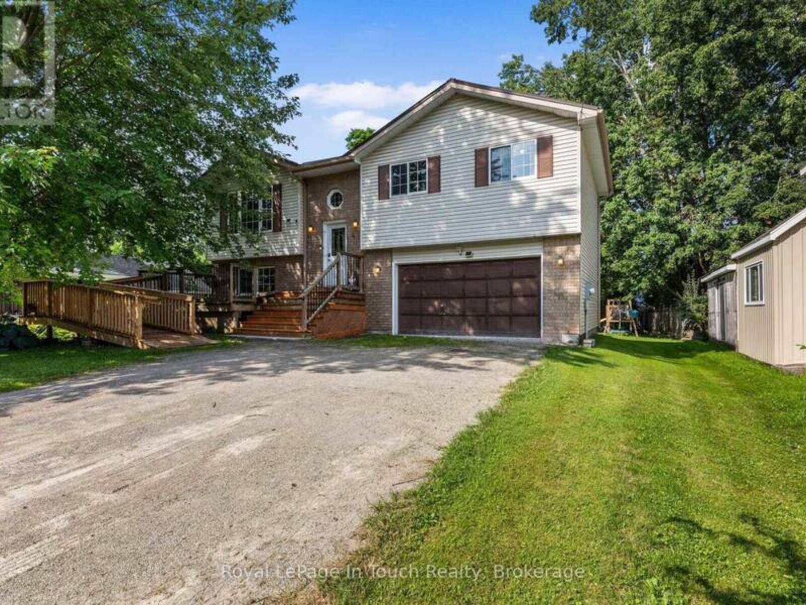 4 EPLETT STREET, Coldwater, Ontario L0K 1E0
