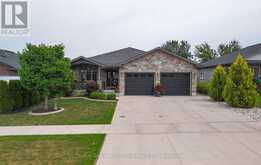247 SUNSET DRIVE | West Perth Ontario | Slide Image One