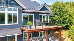 19 BEARS PAW | Whitestone Ontario | Slide Image Eight