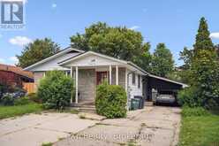 23 MUSKOKA DRIVE | Guelph Ontario | Slide Image Three