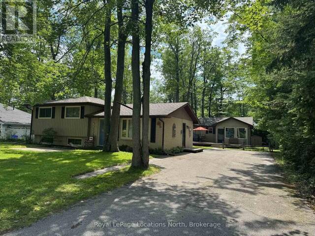 74 27TH STREET N Wasaga Beach Ontario, L9Z 2E5 - 6 Bedrooms Home For Sale
