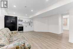 148 CLAIRFIELDS DRIVE W | Guelph Ontario | Slide Image Thirty-five