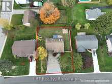 470 7TH STREET | Hanover Ontario | Slide Image Seven