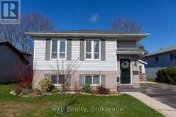2634 9TH AVENUE E | Owen Sound Ontario | Slide Image Two
