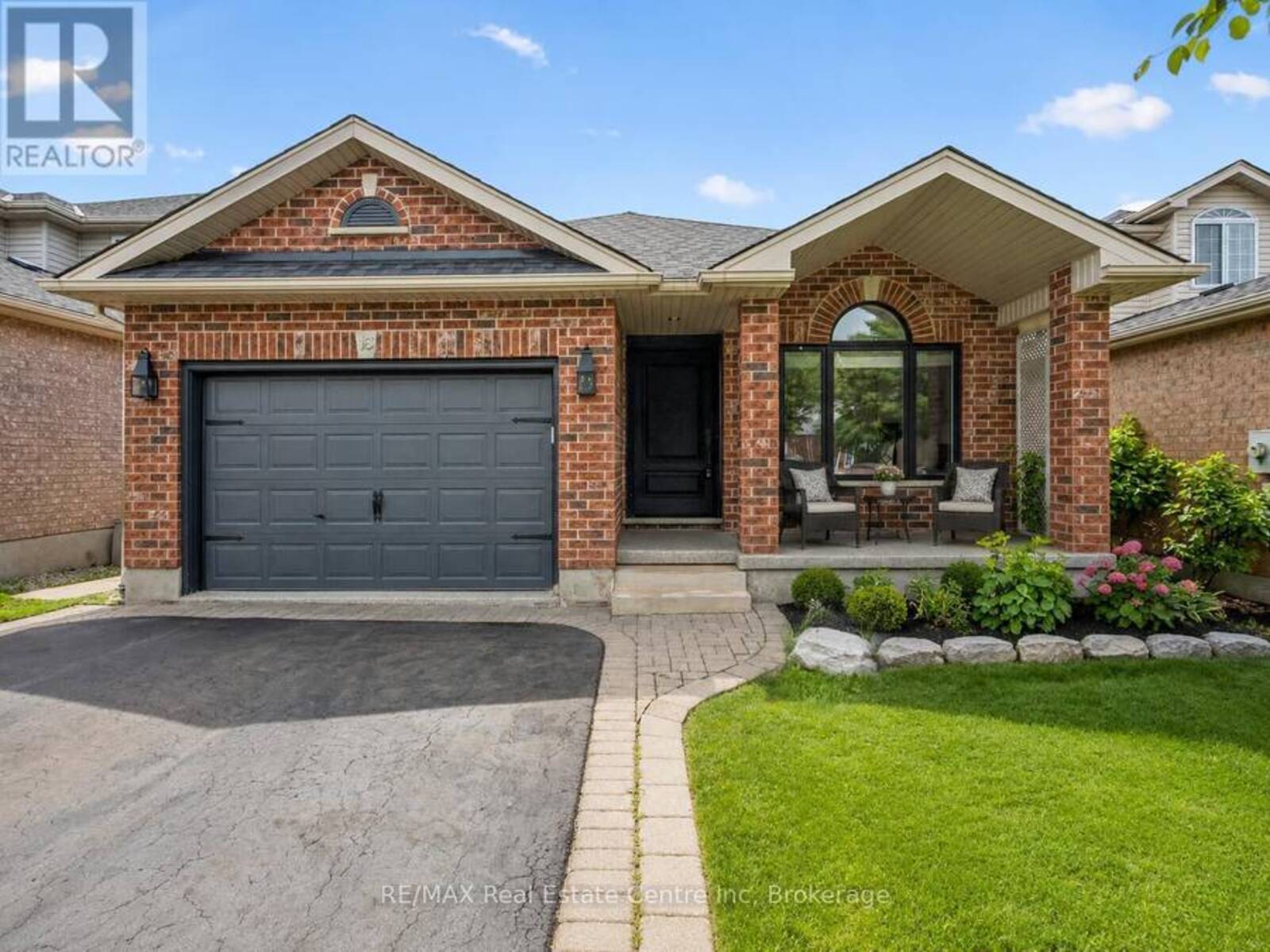 18 KEYS CRESCENT, Guelph, Ontario N1G 5J7