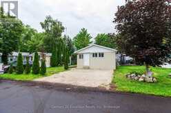 422 PINE PASS ROAD N | Fergus Ontario | Slide Image One
