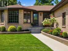 294 COLBORNE STREET | Elora Ontario | Slide Image Six