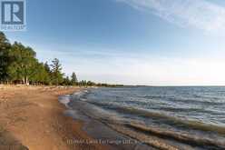 18 HICKS LANE N | Kincardine Ontario | Slide Image Sixteen