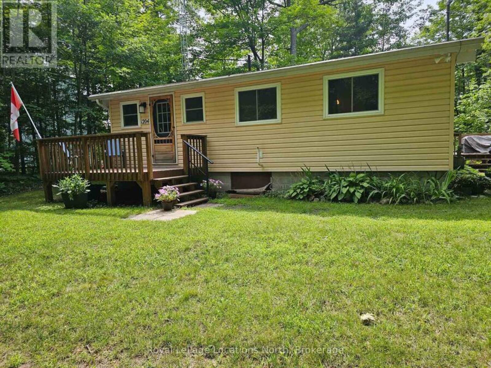 1204 TINY BEACHES ROAD NORTH ROAD N, Tiny, Ontario L9M 0H7
