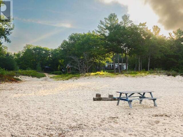 1204 TINY BEACHES ROAD NORTH ROAD N Tiny Ontario, L9M 0H7 - 3 Bedrooms Waterfront Home For sale