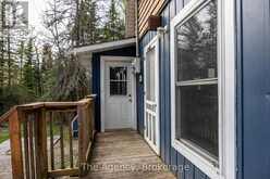 1094 SPRINGDALE PARK ROAD N | Bracebridge Ontario | Slide Image Five