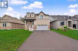 9 HILLCROFT WAY | Bobcaygeon Ontario | Slide Image One