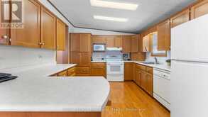 65 CHEROKEE LANE | Goderich Ontario | Slide Image Nine