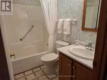 65 CHEROKEE LANE | Goderich Ontario | Slide Image Thirteen