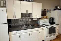 261 HOTCHKISS STREET | Gravenhurst Ontario | Slide Image Eleven