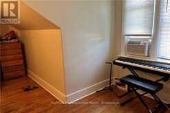 261 HOTCHKISS STREET | Gravenhurst Ontario | Slide Image Fifteen