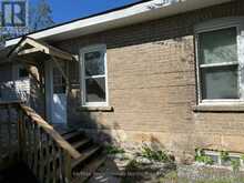261 HOTCHKISS STREET | Gravenhurst Ontario | Slide Image Sixteen