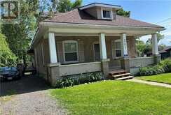 261 HOTCHKISS STREET | Gravenhurst Ontario | Slide Image One