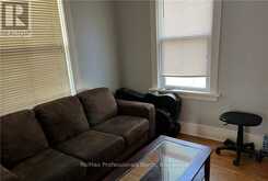 261 HOTCHKISS STREET | Gravenhurst Ontario | Slide Image Seven