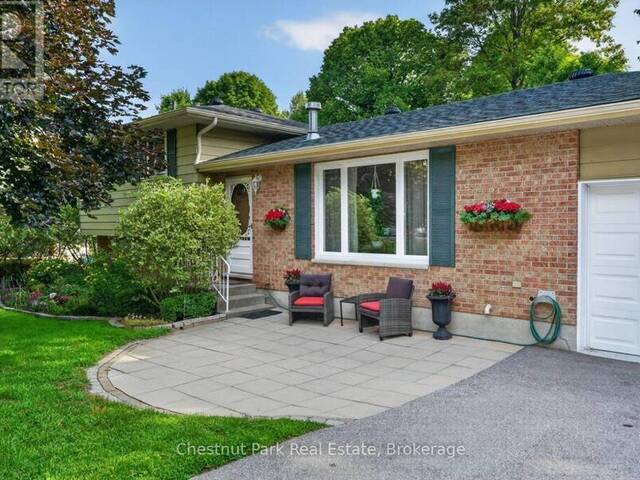80 HUBBEL CRESCENT Huntsville Ontario, P1H 1S6 - 4 Bedrooms Home For Sale