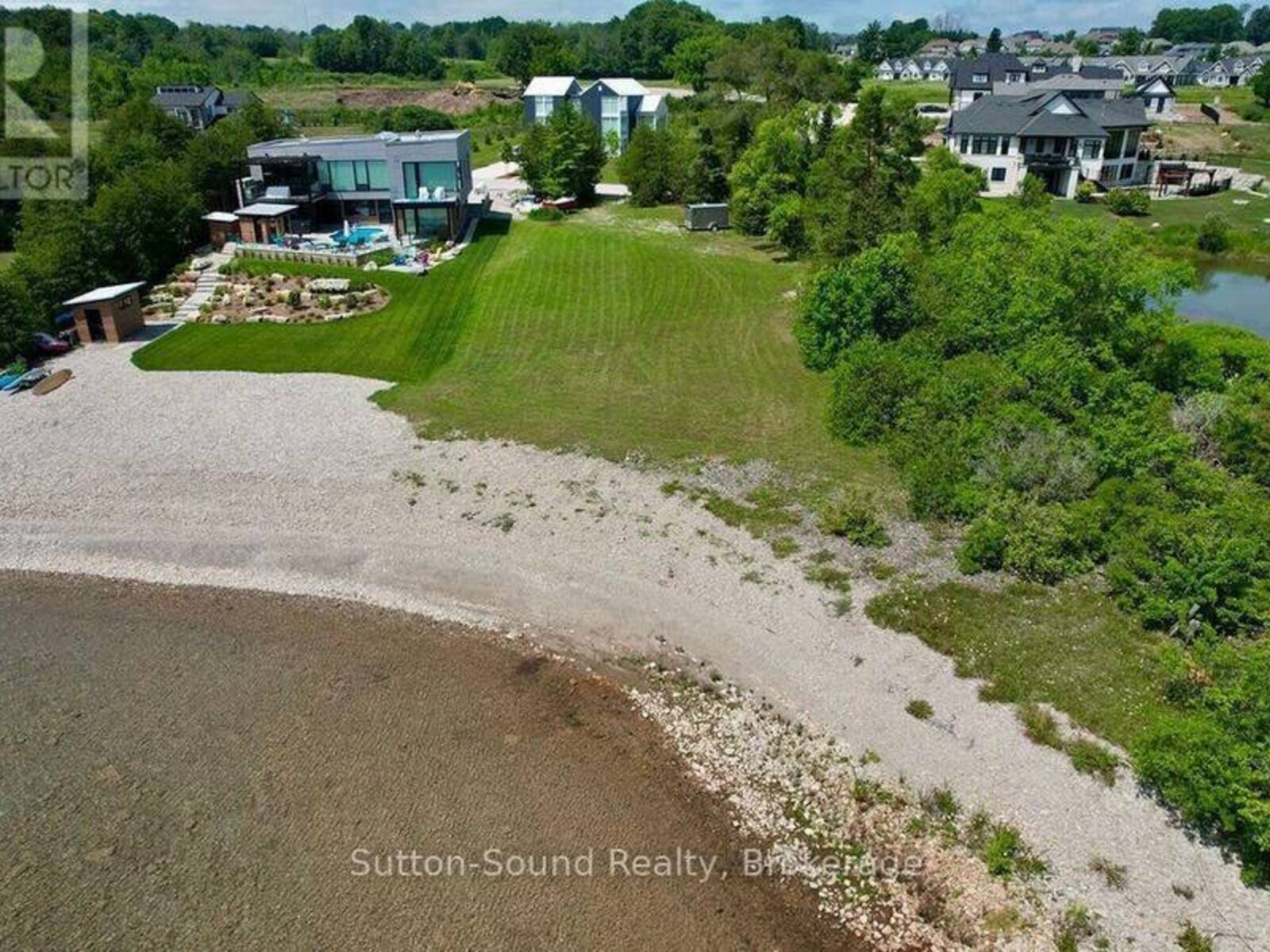 542 PUNKINSEED LANE, Georgian Bluffs, Ontario N0H 1S0