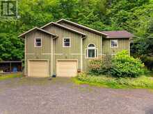 8 MOUNTAIN BASIN DRIVE | McDougall Ontario | Slide Image One