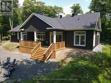 5 FLICKER LANE | McDougall Ontario | Slide Image Forty