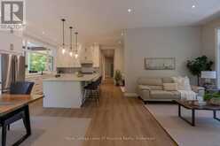 5 FLICKER LANE | McDougall Ontario | Slide Image Fifteen