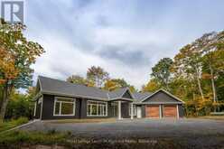 5 FLICKER LANE | McDougall Ontario | Slide Image Thirty-nine