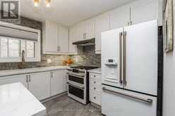 33 BEAUSOLEIL DRIVE | Penetanguishene Ontario | Slide Image Twelve