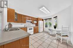 8 WHITETAIL COURT | Guelph Ontario | Slide Image Five