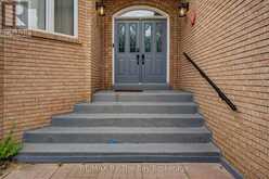 32 1ST LANE | Wasaga Beach Ontario | Slide Image Two