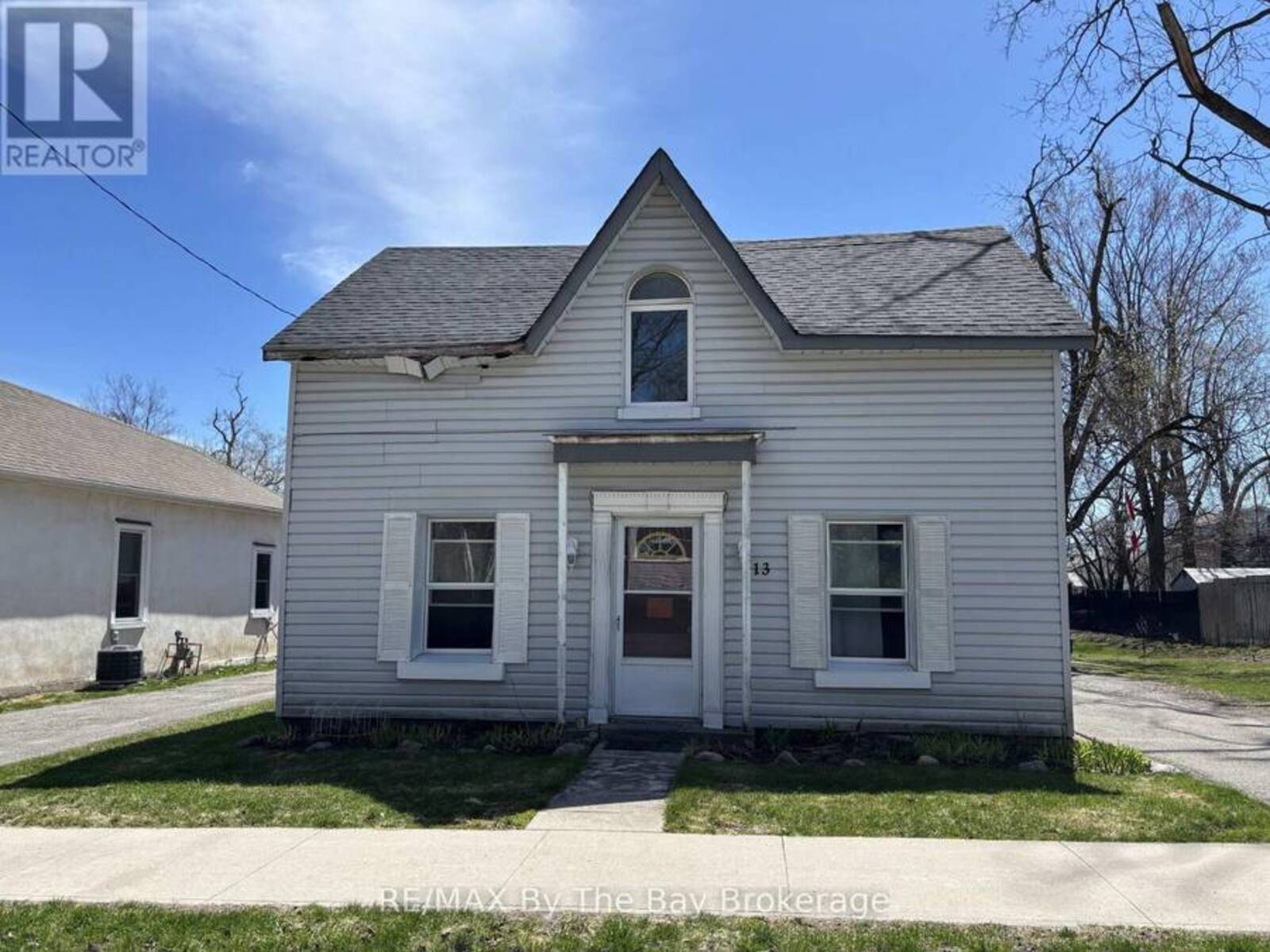 13 HENRY STREET, Barrie, Ontario L4N 1C5