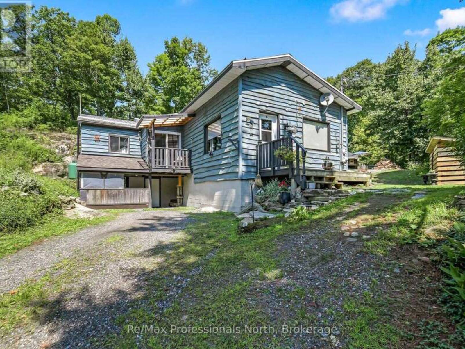 1017 BARLOCHAN ROAD, Gravenhurst, Ontario P1P 1R2