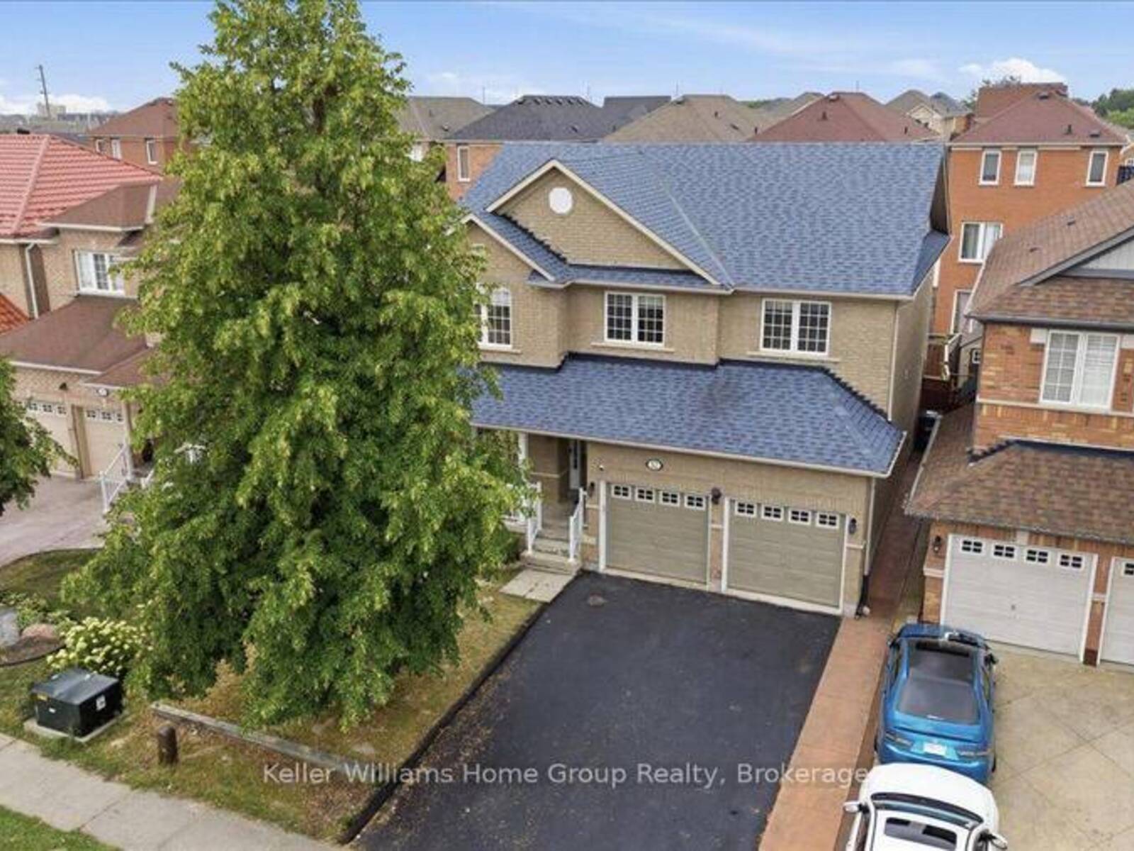 12 THORNDALE ROAD, Brampton, Ontario L6P 1H3