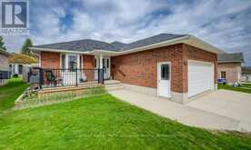 636 22ND AVENUE | Hanover Ontario | Slide Image Five