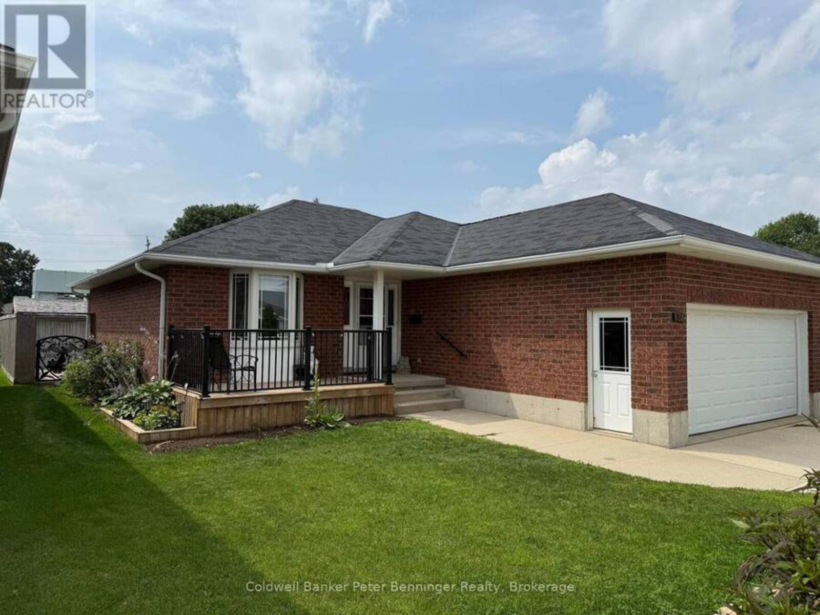636 22ND AVENUE, Hanover, Ontario N4N 3W7