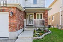 58 WASHBURN DRIVE | Guelph Ontario | Slide Image Three