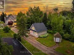 63 GEORGIAN MANOR DRIVE Collingwood Ontario, L9Y 5P4
