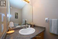 18 HERITAGE CRESCENT | Huntsville Ontario | Slide Image Thirteen