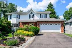 18 HERITAGE CRESCENT | Huntsville Ontario | Slide Image One