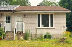 12A VALLEY DRIVE | Bracebridge Ontario | Slide Image Two