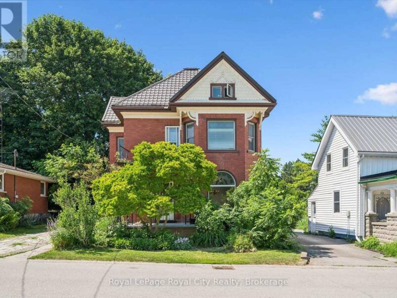5 WEST STREET, Perth East, Ontario N0K 1M0