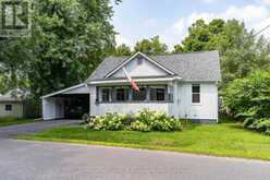 570 PINEDALE ROAD | Gravenhurst Ontario | Slide Image One