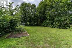 570 PINEDALE ROAD | Gravenhurst Ontario | Slide Image Nine