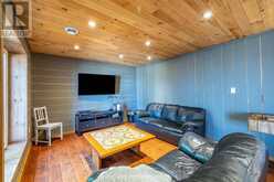 145 EAGLE ROAD | Tobermory Ontario | Slide Image Thirty-four