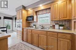 18 JASPER HEIGHTS PRIVATE | Puslinch Ontario | Slide Image Thirteen